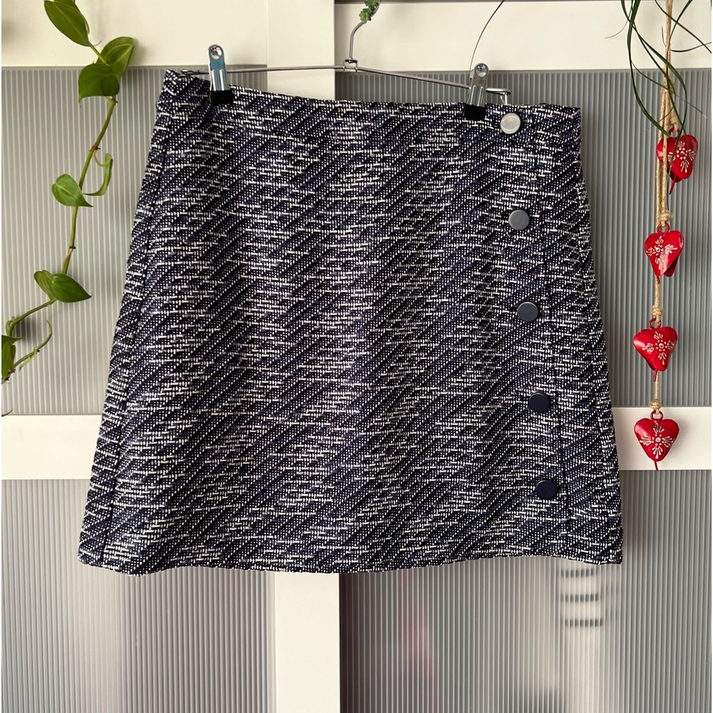EUC/NWOT LOFT Tweed A-Line Mini Skirt